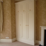 Fitted wardrobe 1